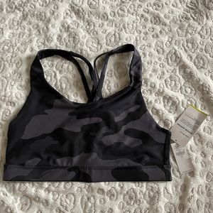 Old Navy Active Sports Bra Size M